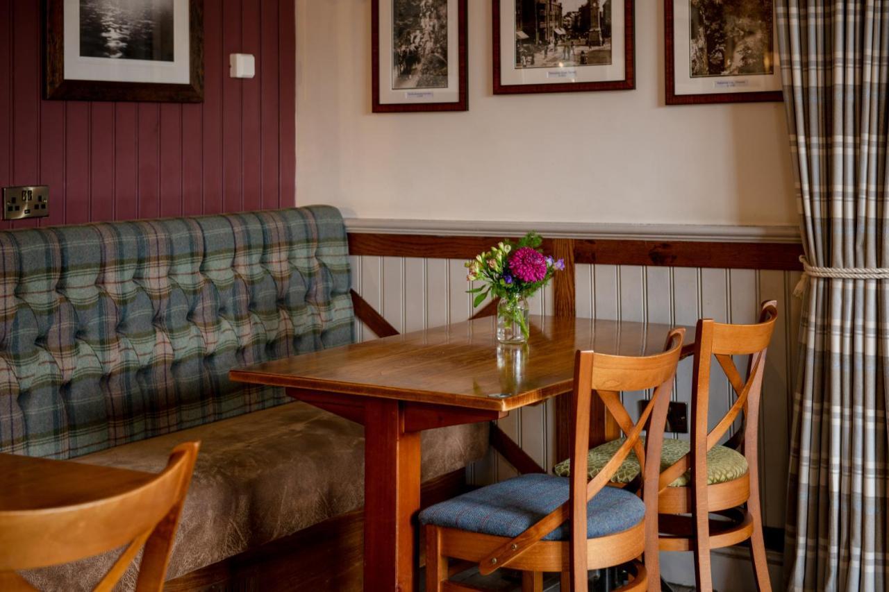 The Crown Inn พูลีย์บริดจ์ ภายนอก รูปภาพ